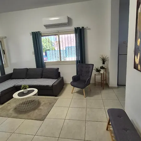 Four Seasons In Apartment Paphos